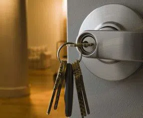 Universal Locksmith Store Delray Beach, FL 561-331-5371 - 10-Commercial-Lockouts