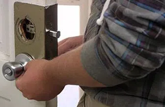 Universal Locksmith Store Delray Beach, FL 561-331-5371 - 12-locks-replace